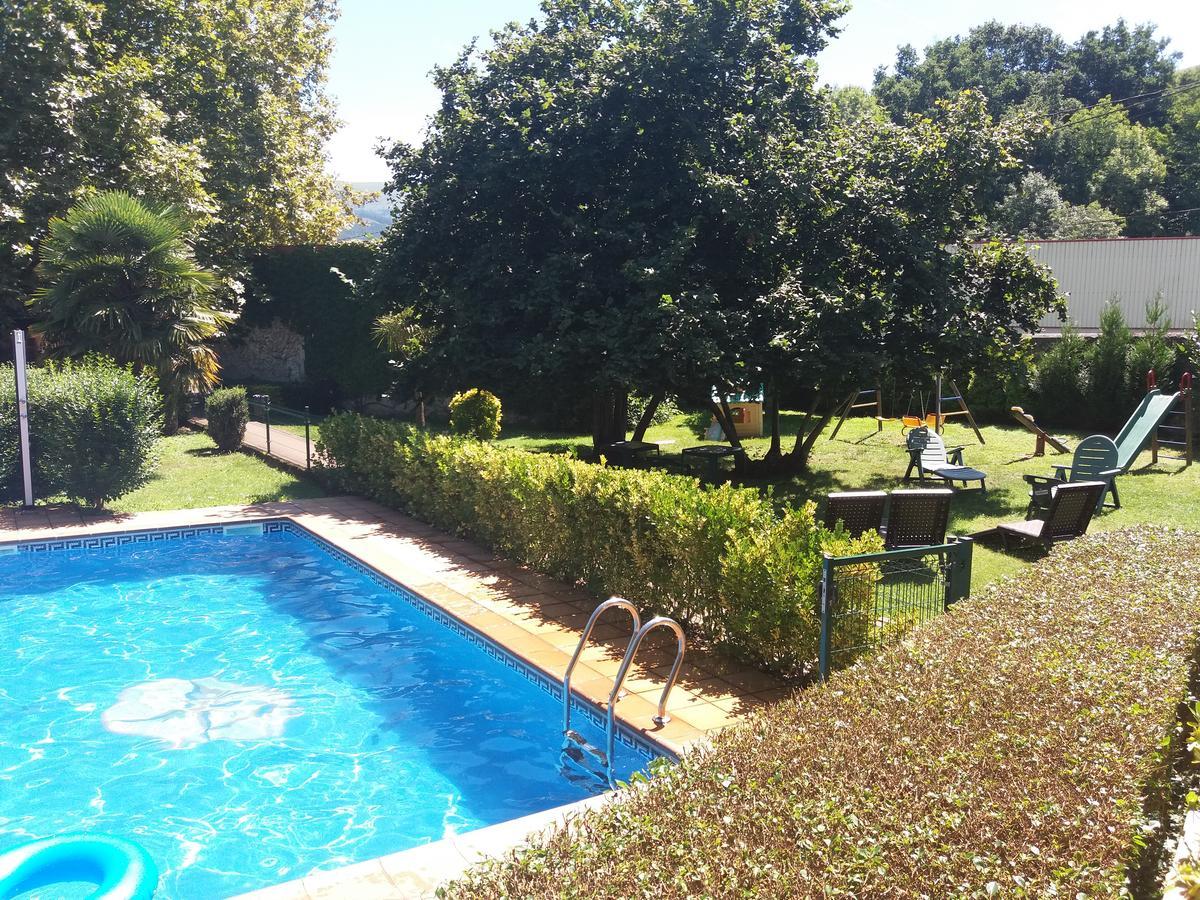 Apartamentos El Cazador San Vicente de Toranzo Dış mekan fotoğraf